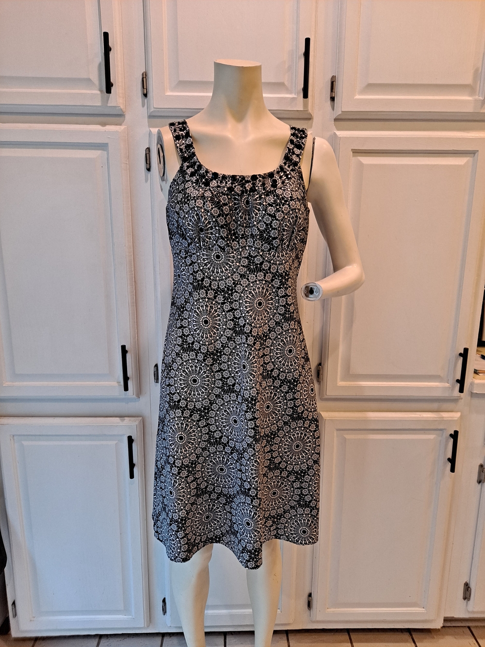 LOFT Black White Mandala Printed Sheath Midi Dress Beaded Neckline